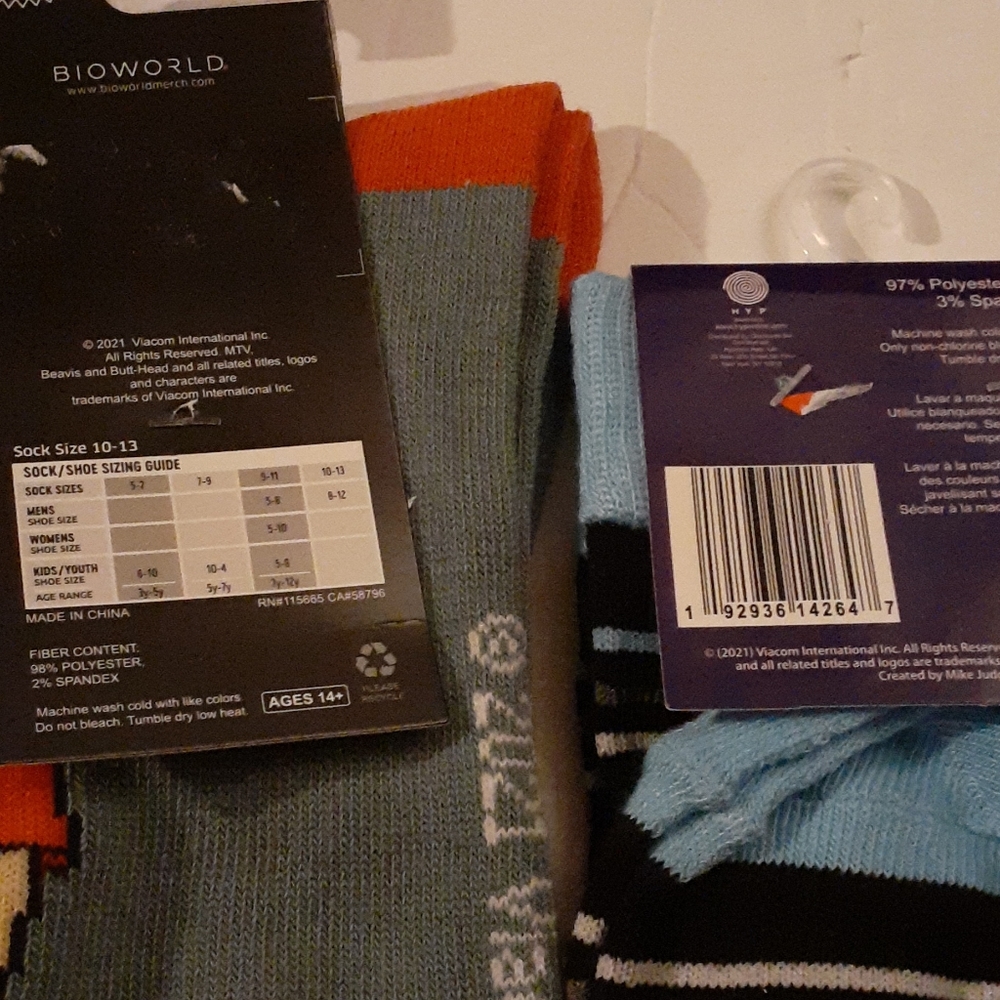 Beavis and butthead socks - Picture 3 of 3